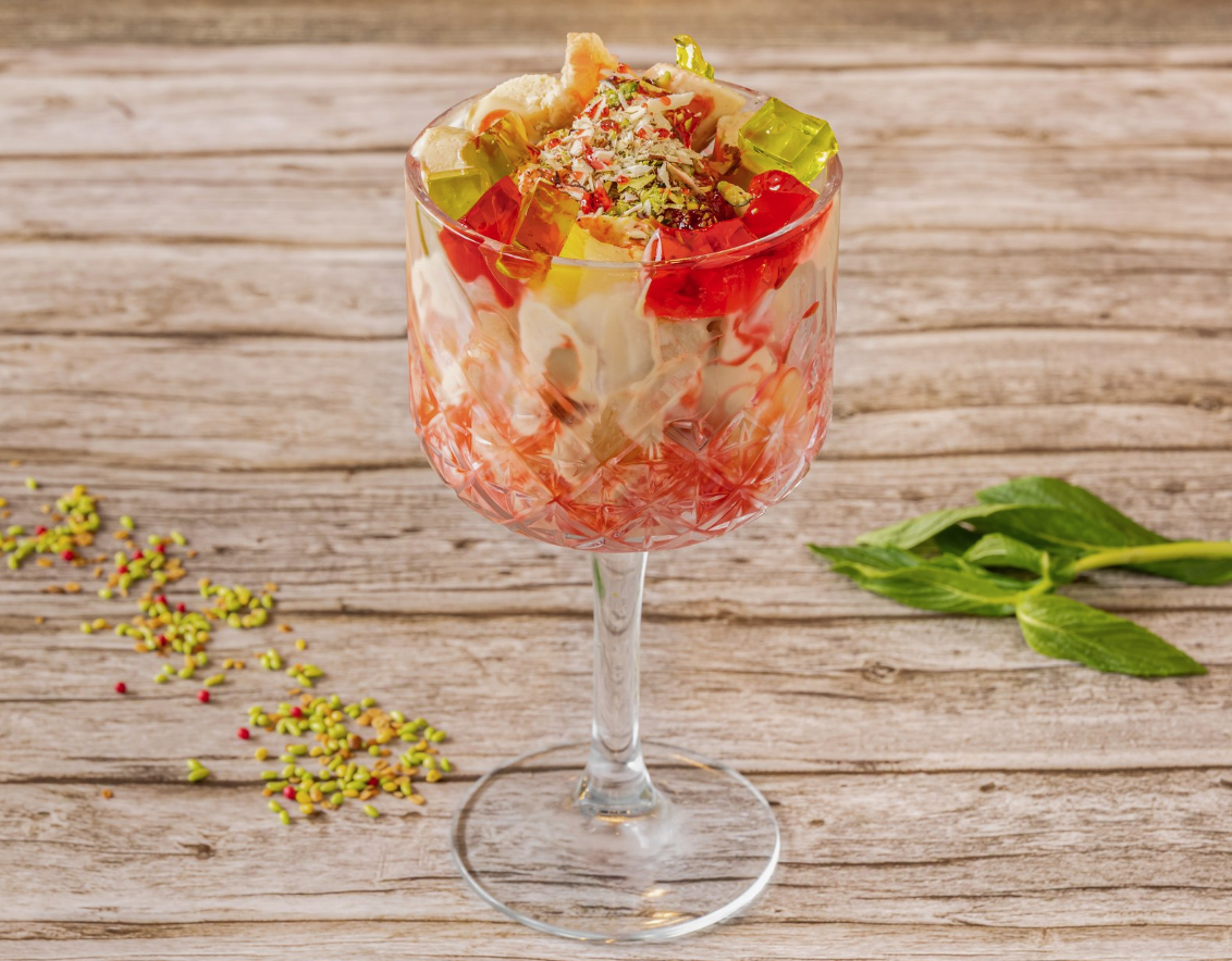 Special Rabri Falooda With Kulfi
